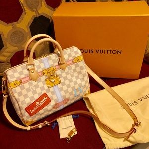 Meet your Posher, Eebee